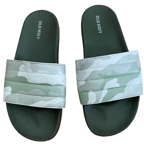 Old Navy Olive Camo Pool Slip Ons - Picture 3 of 6